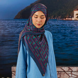 Monogram 3.0 - Midnight Berry (SQ)