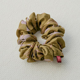 Minimalist Floral - Olive Scrunchie