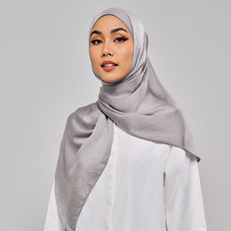 Niya Satin 2.0 in Oslo
