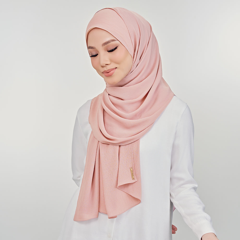 Muna in Pale Coral - TudungPeople