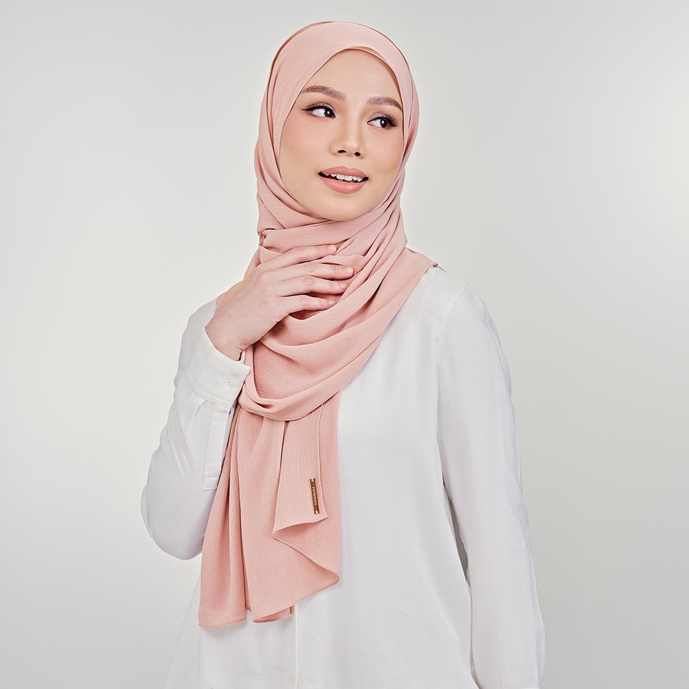Muna in Pale Coral - TudungPeople