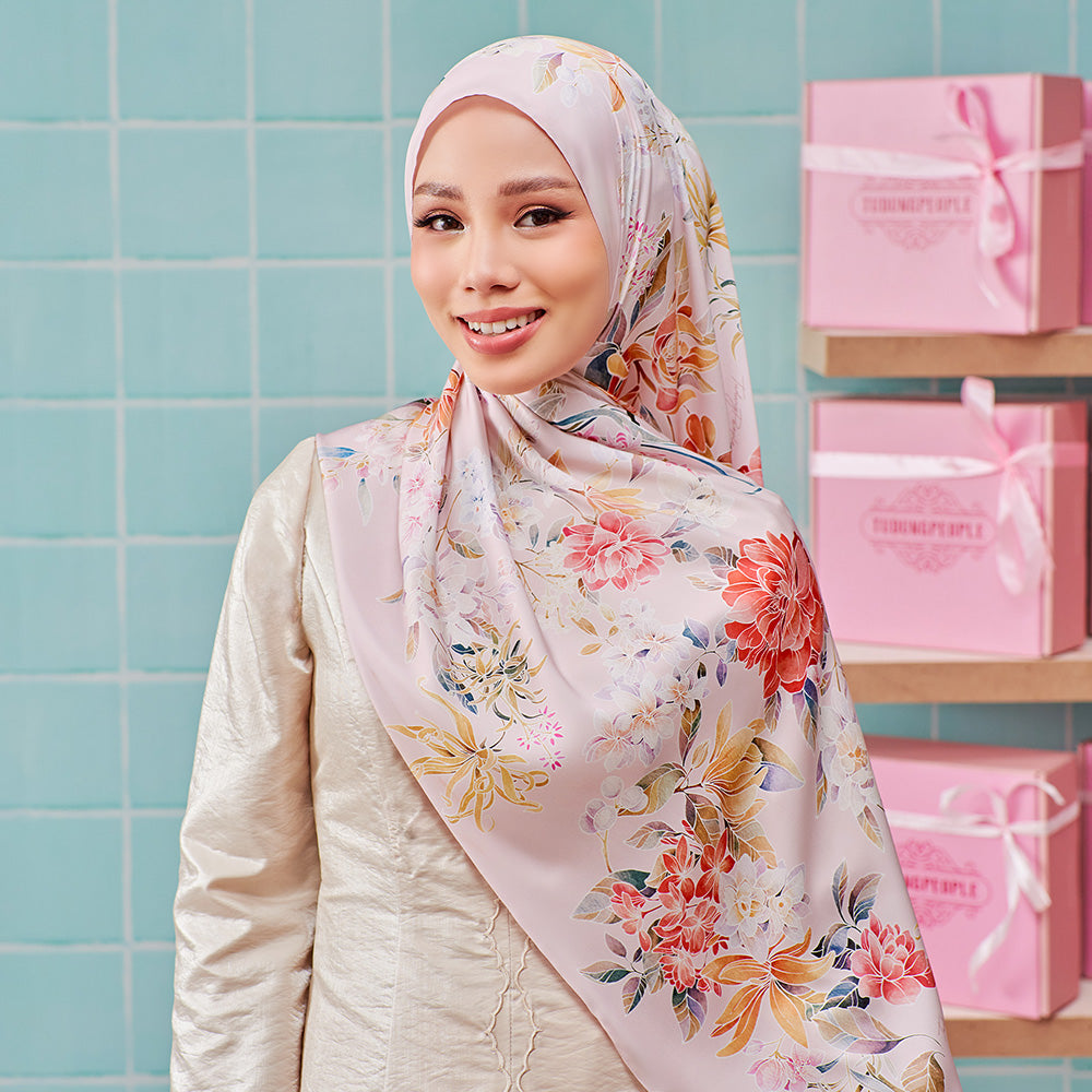 LE Batik Floral in Pale Pink - TudungPeople