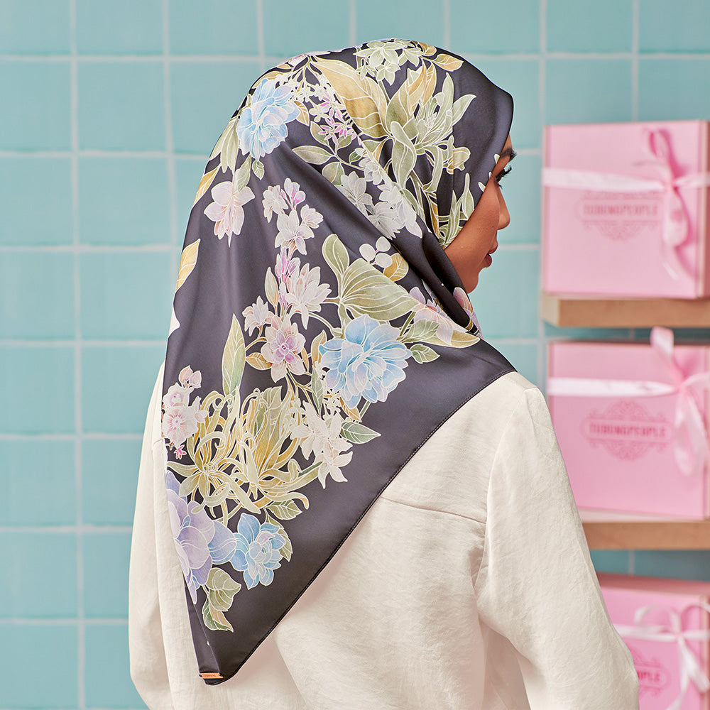 LE Batik Floral in Slate Grey (SQ) - TudungPeople