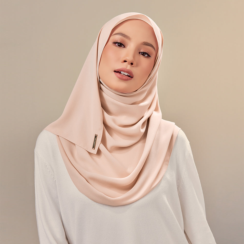 Nluxe in Soft Peach - TudungPeople