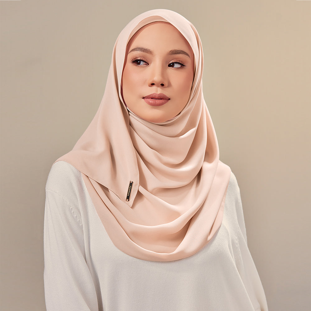 Nluxe in Soft Peach - TudungPeople