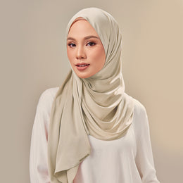 Inaya in Taupe