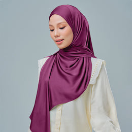 Inaya in Sorbet