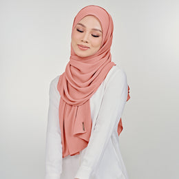 Muna in Crabapple
