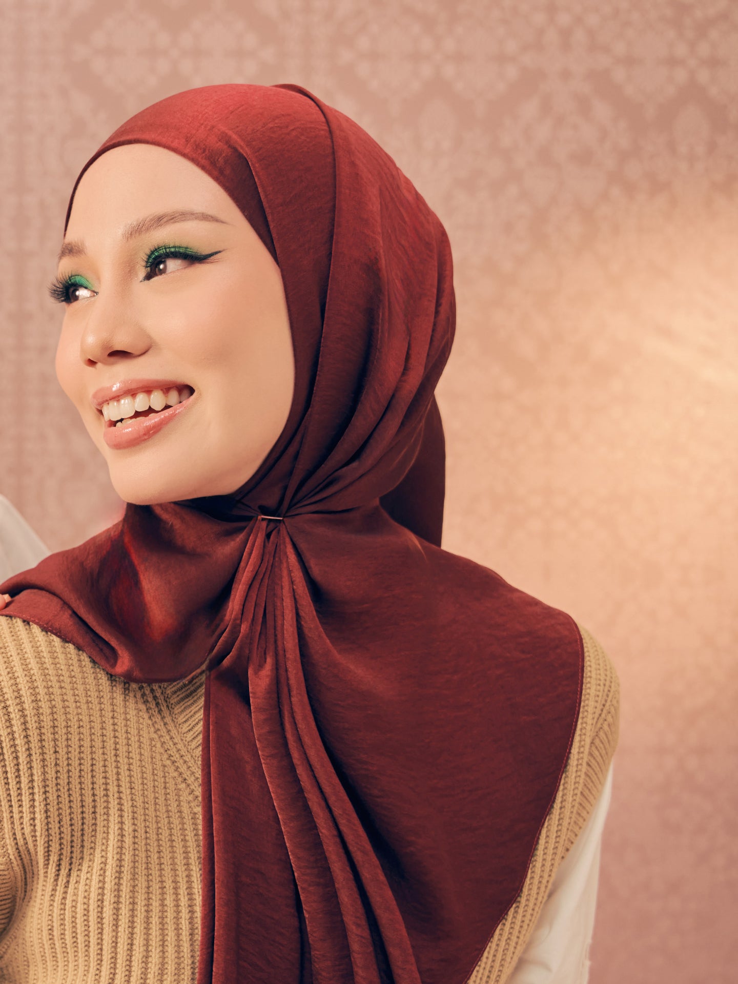 Niya Satin TudungPeople - Main Image