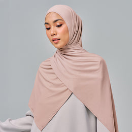 Najwa Sport Shawl - Cheerleader