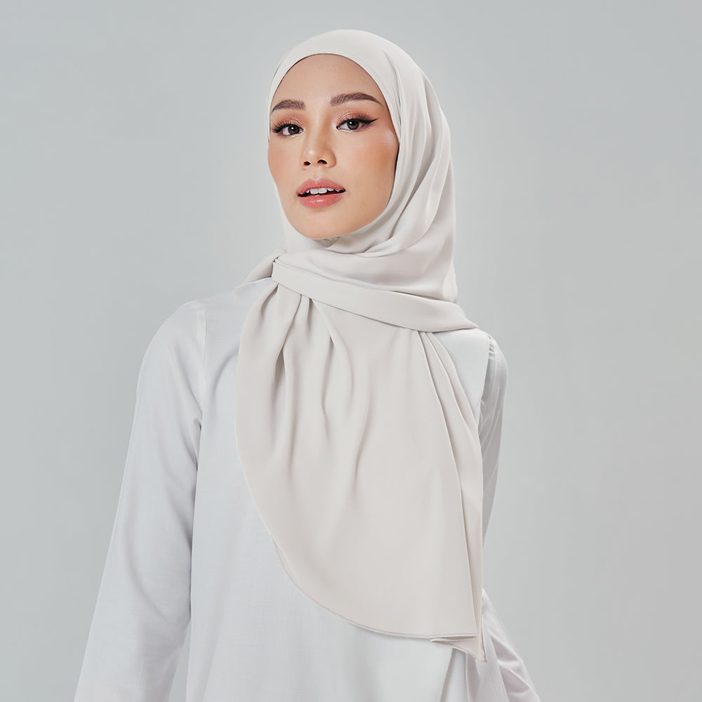 Niya Chiffon in White | TudungPeople