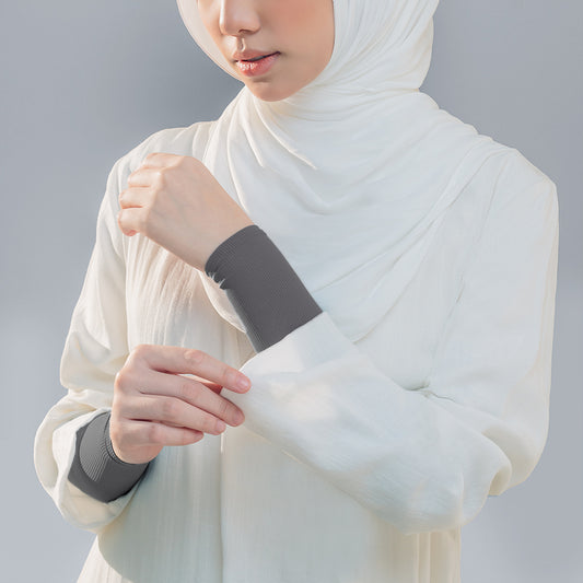 Luna Sleeves in Dark Acier - TudungPeople