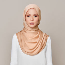 Sofya in Terrapeach
